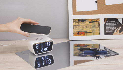 Настольные часы "Smart Clock" с беспроводным (15W) зарядным устройством, будильником и термометром, белый